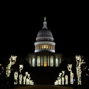 Bowling Green's Annual Light Up the Capitol Fundraiser Returns